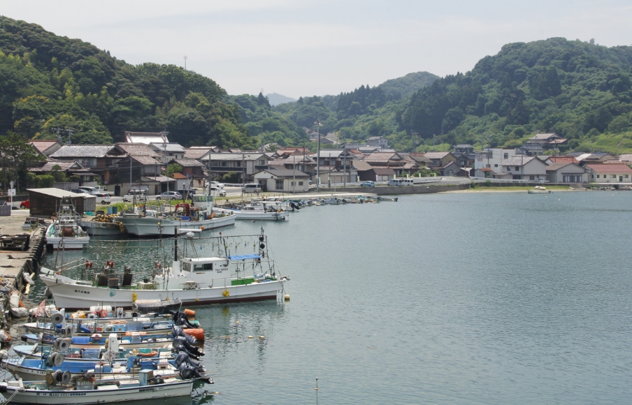 暮らすように旅する漁村のゲストハウス